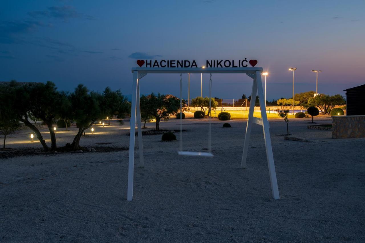 밀나 Hacienda Nikolic 빌라 외부 사진
